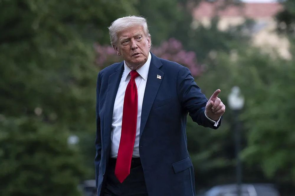 在高铁上用小型电煮锅？12306回应→开元ky棋牌7点出发｜冲上热搜！有人(图6)