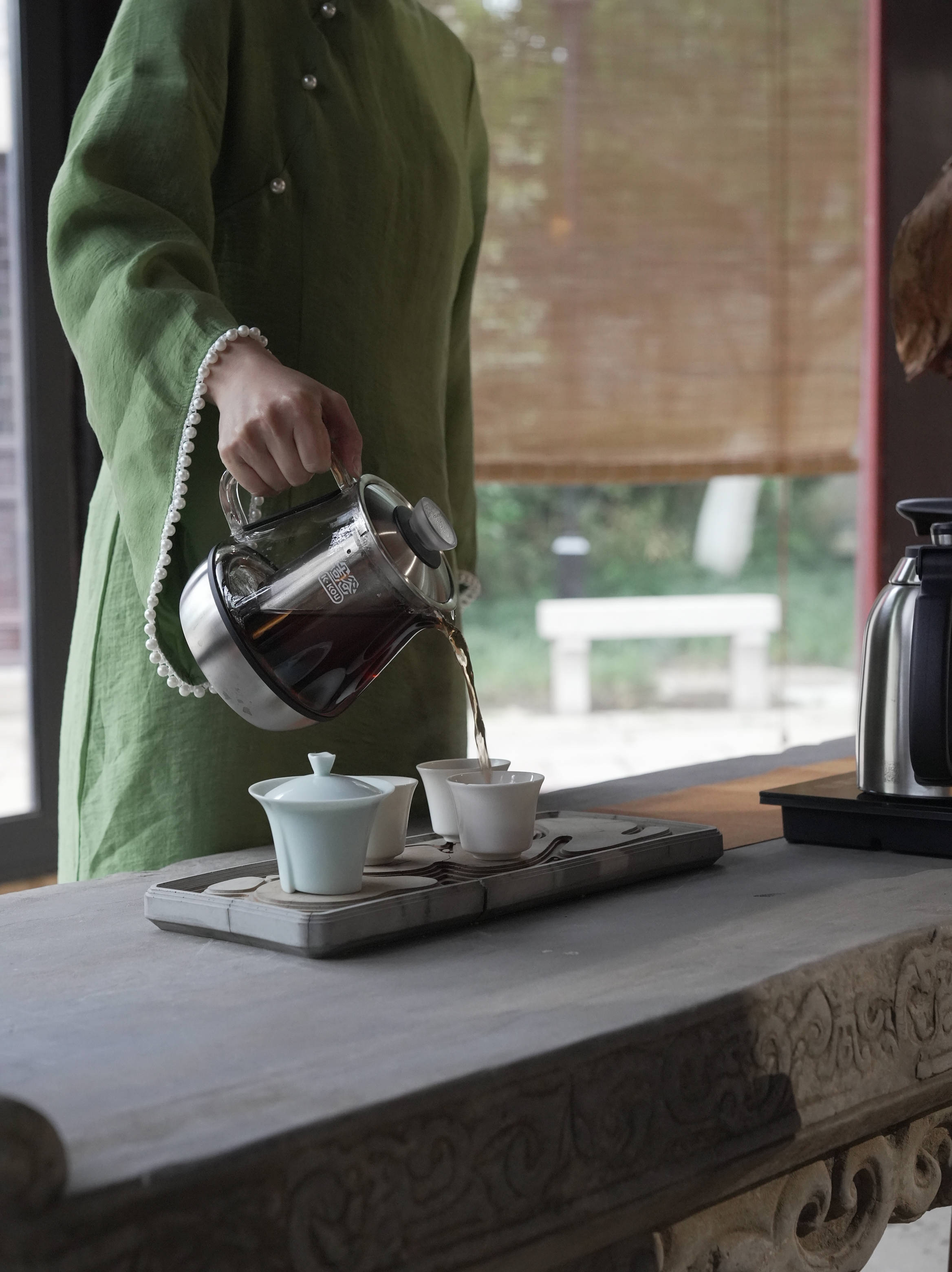 喝茶口味！待客聚会体面又简单方便开元棋牌网站烧水煮茶照顾不同人的(图5)